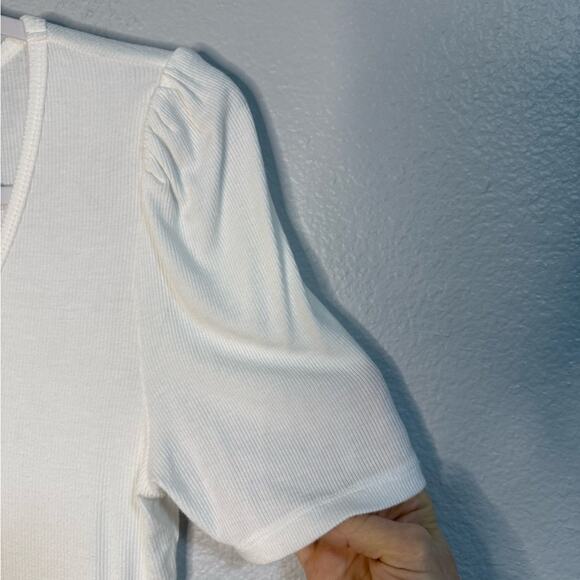 Michael Stars White Ribbed Knit Short Sleeve V Neck Fitted Tee - Picture 4 of 5